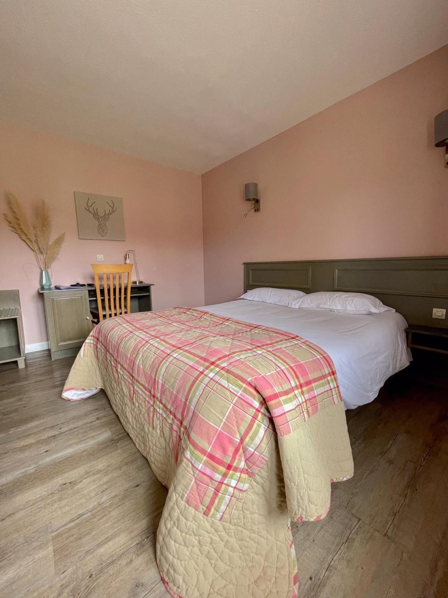 Maison Legate "Hotel Le Baudiere & Spa" Saint-Beauzire  Dış mekan fotoğraf